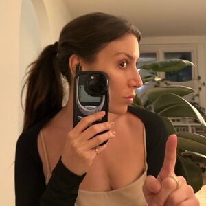 Meet your Posher, Claire